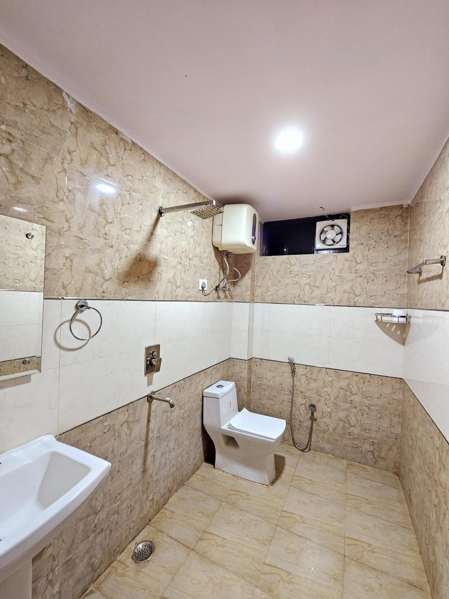 Bed & Breakfast The Sehrawat *